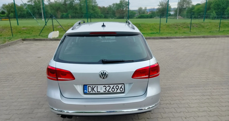 Volkswagen Passat cena 31000 przebieg: 228000, rok produkcji 2012 z Kłodzko małe 79